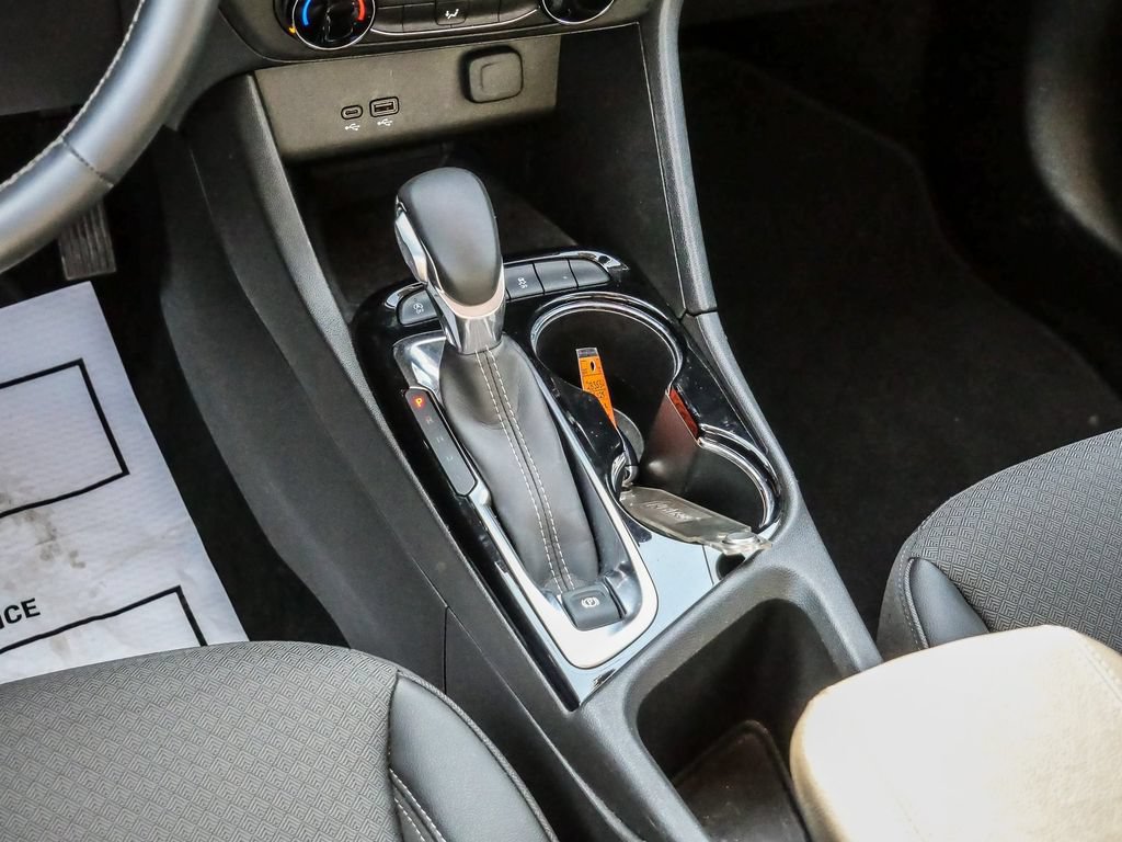 Used 2025 Buick Encore GX Preferred FWD image 40