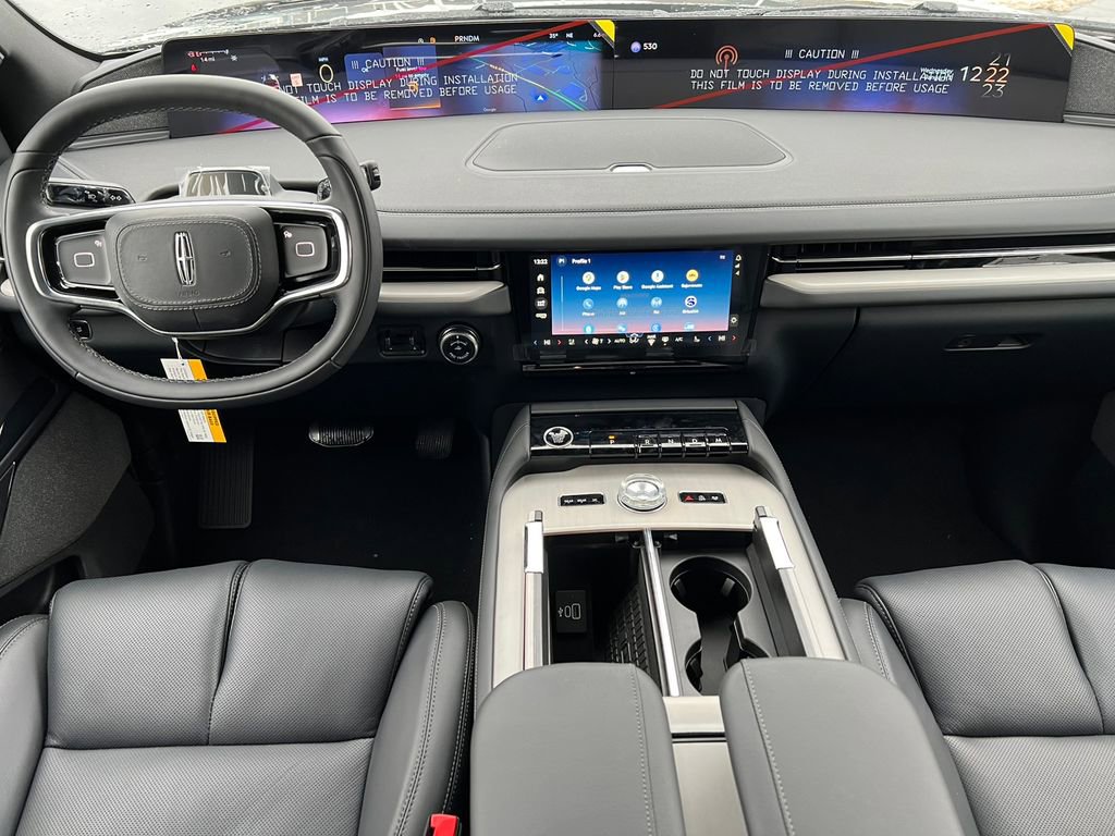 New 2026 Lincoln Navigator L Reserve w/ Jet Appearance Package image 2