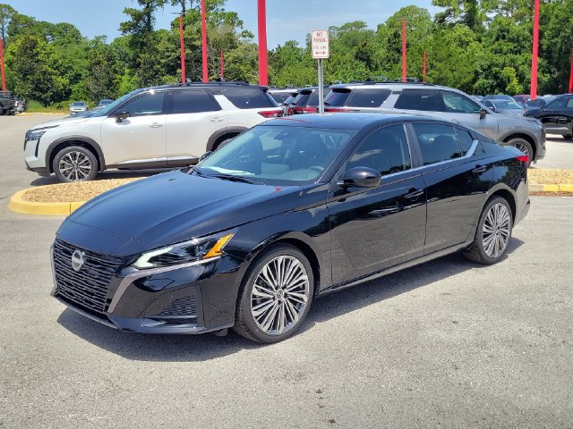 New 2026 Nissan Altima 2.5 SV w/ SV Premium Package FWD image 5