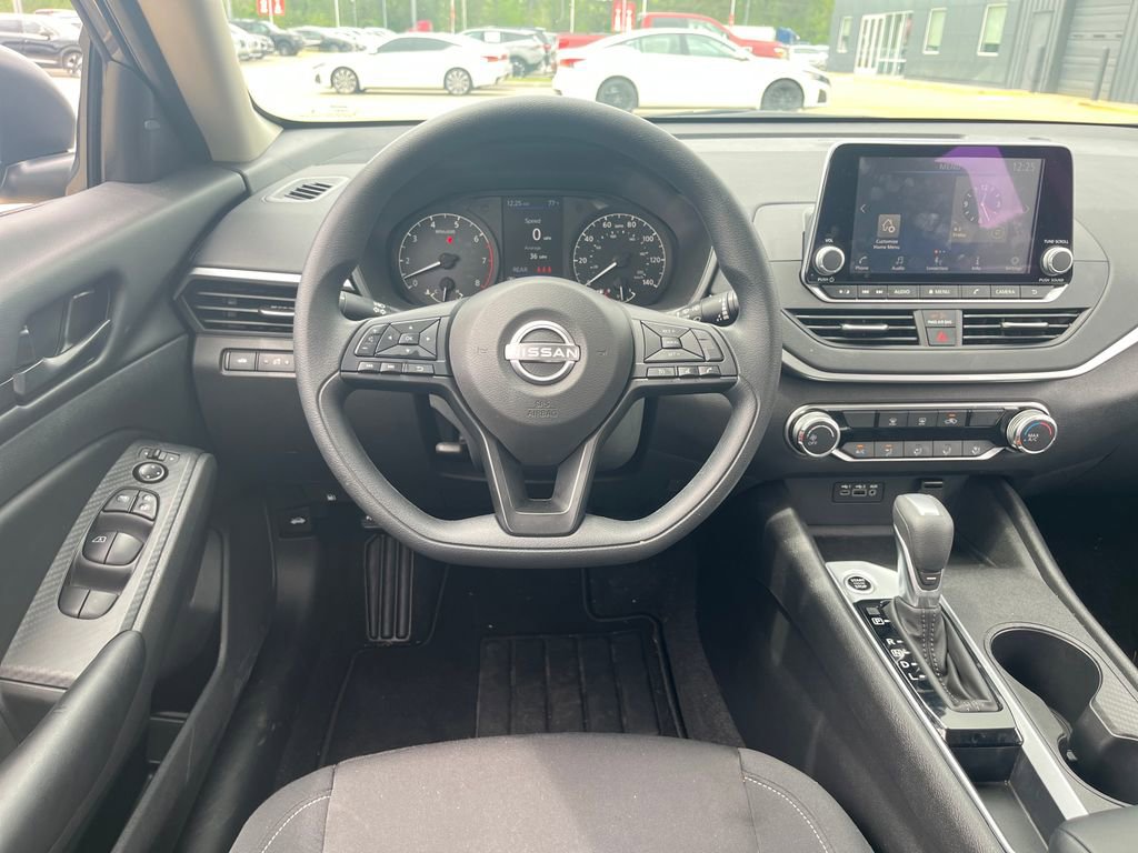 Certified 2025 Nissan Altima 2.5 S image 16