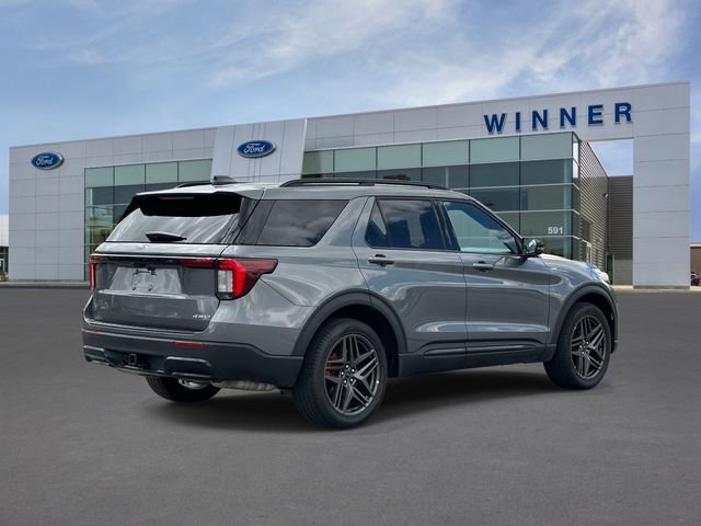 Used 2025 Ford Explorer ST-Line w/ ST-Line Street Pack AWD/4WD image 5