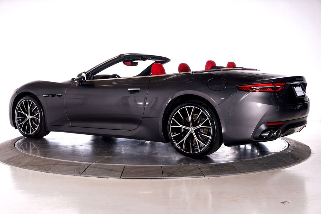 New 2026 Maserati GranCabrio Modena image 3