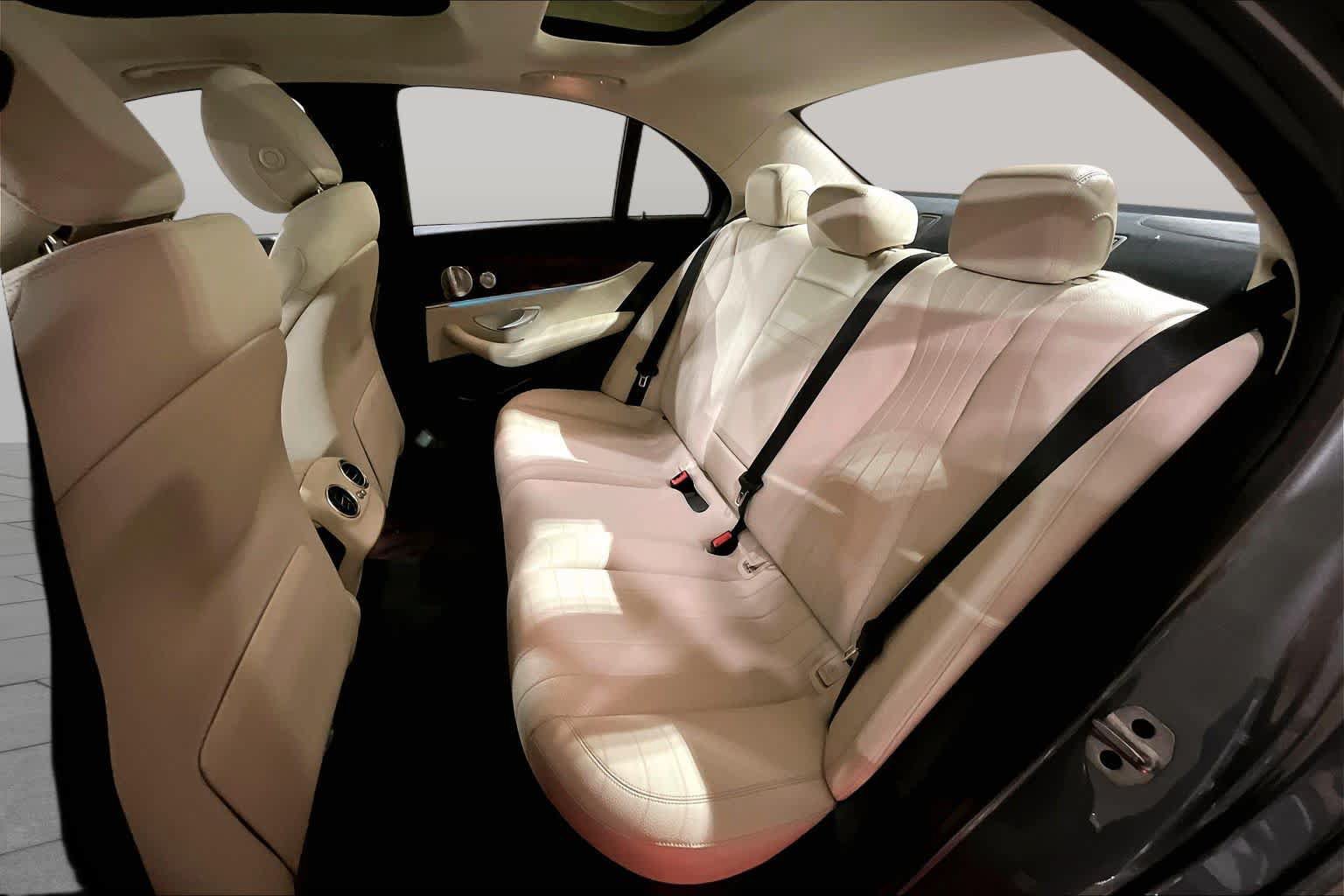 Used 2019 Mercedes-Benz E 450 4MATIC Sedan image 20