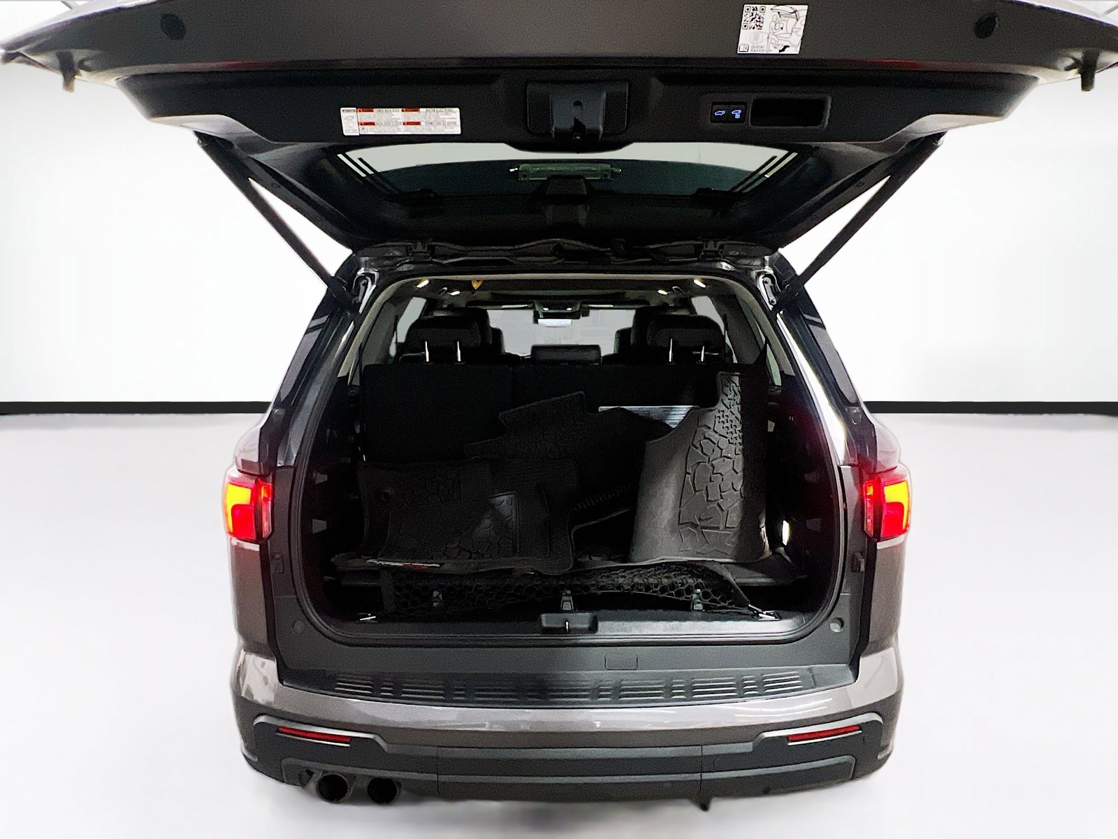 Used 2023 Toyota Sequoia TRD Pro AWD/4WD image 19