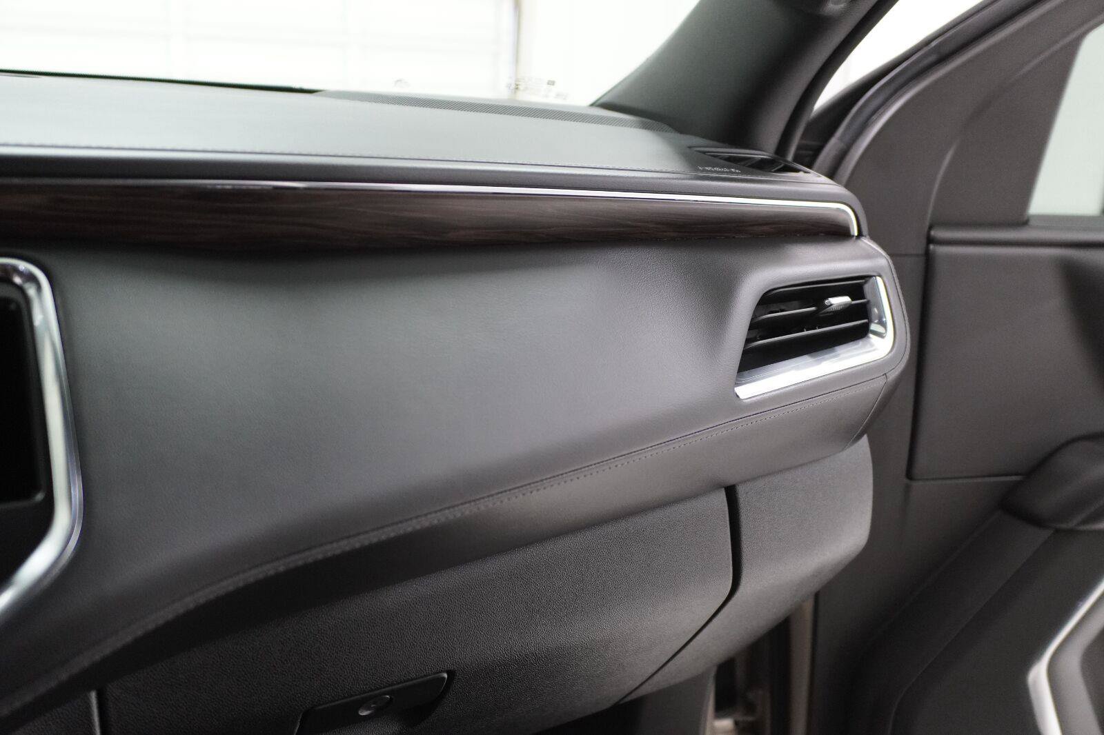 Used 2023 Chevrolet Tahoe LS RWD image 16