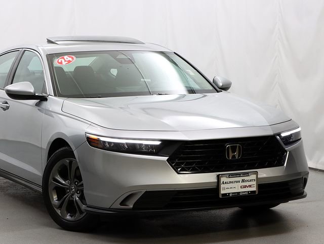 Used 2024 Honda Accord EX image 2