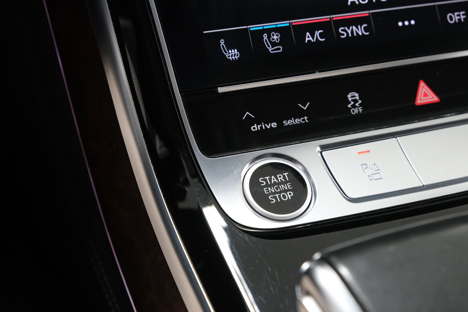 Used 2021 Audi A8 L 4.0T w/ Luxury Package AWD/4WD image 22