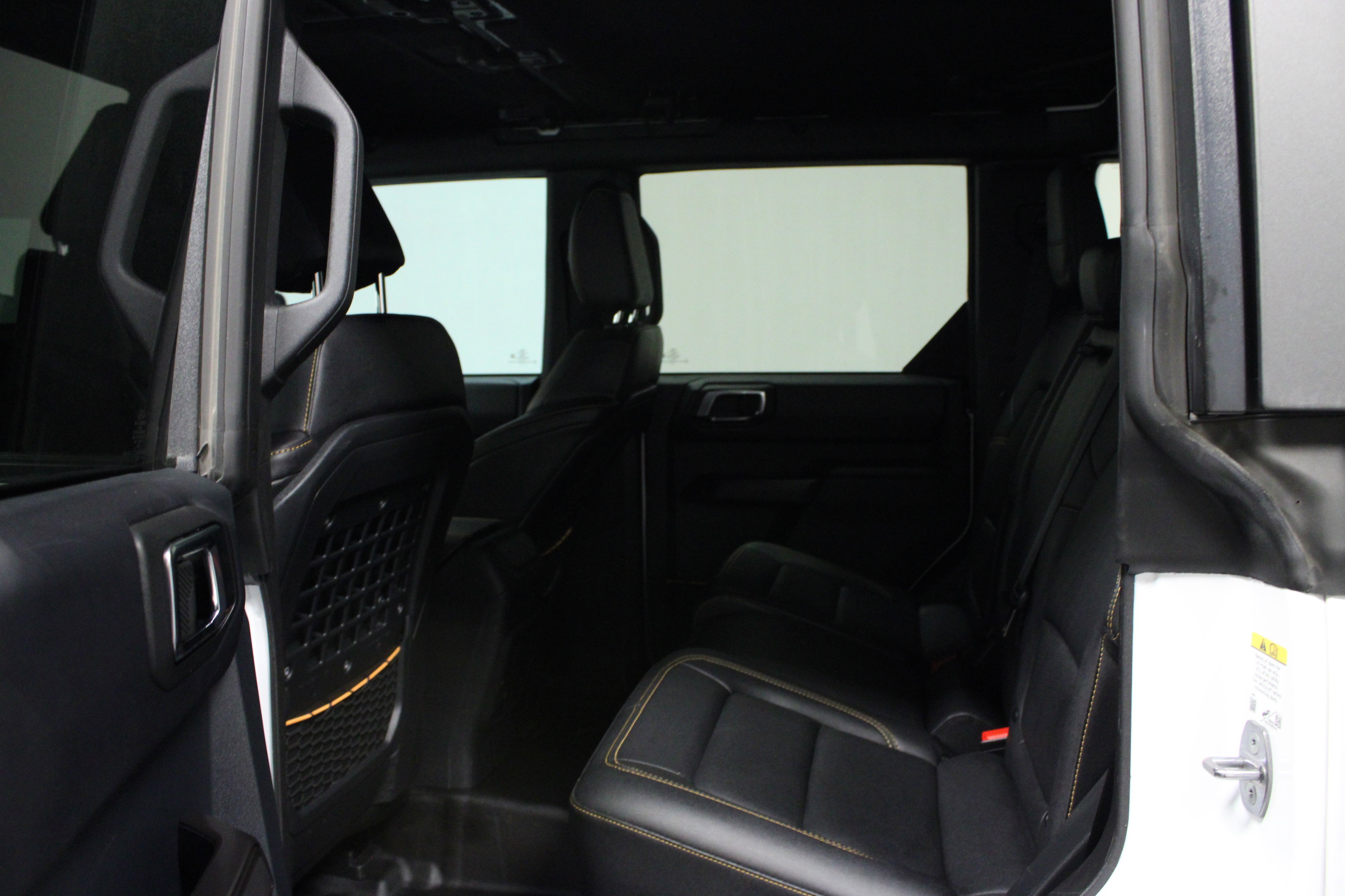 Used 2024 Ford Bronco Badlands image 13