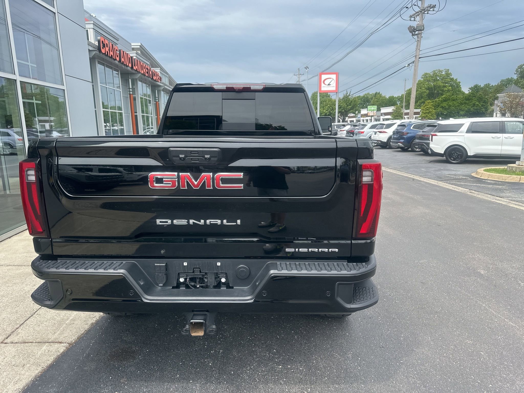 Used 2025 GMC Sierra 3500 Denali w/ Denali Reserve Package AWD/4WD image 9