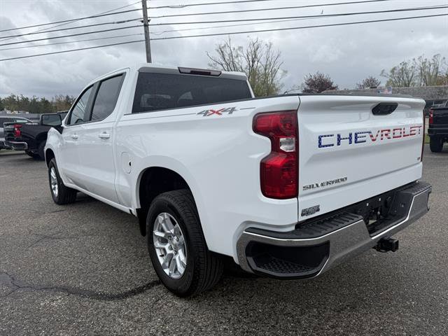 Used 2022 Chevrolet Silverado 1500 LT image 4
