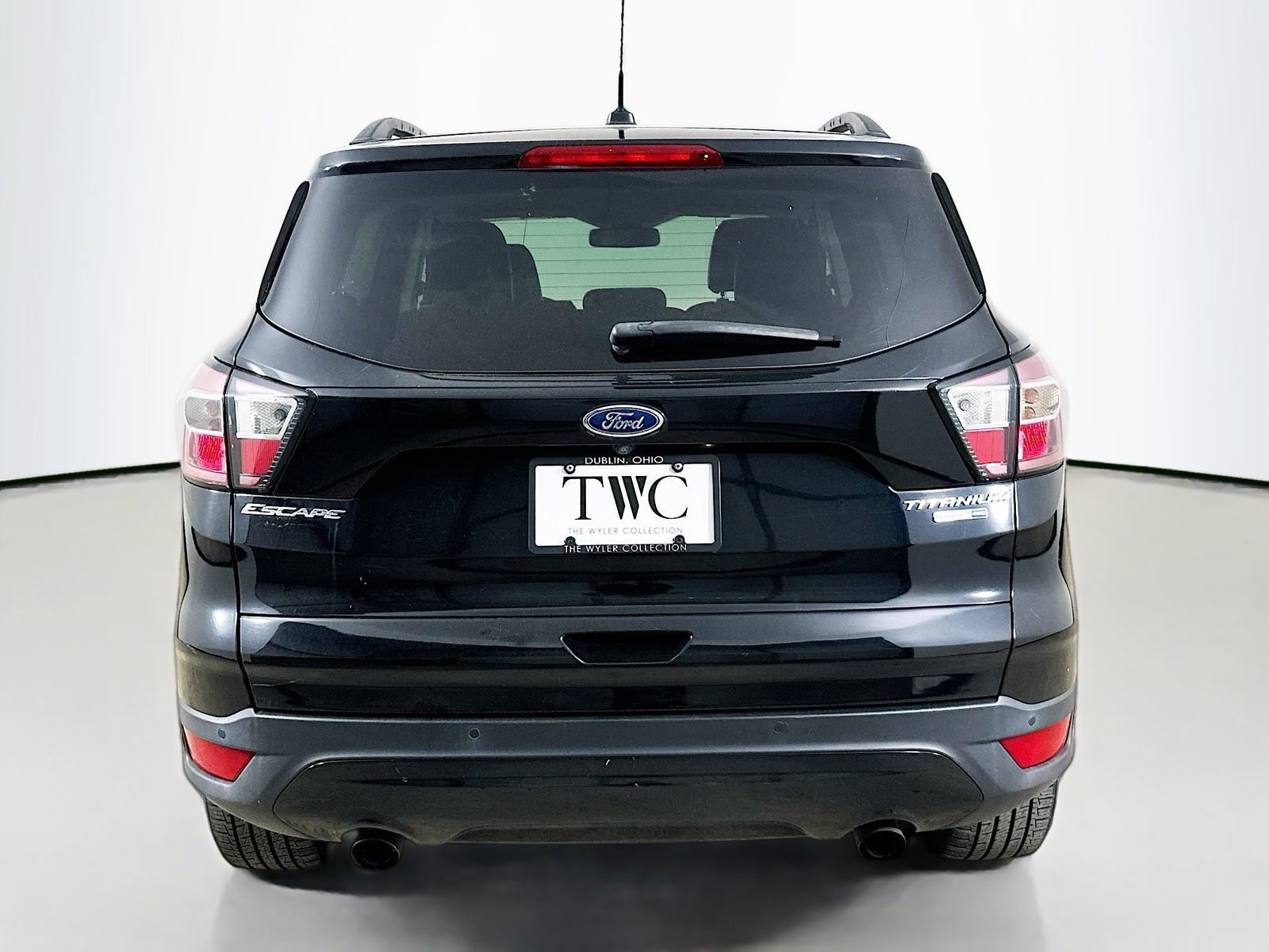 Used 2017 Ford Escape Titanium AWD/4WD image 6
