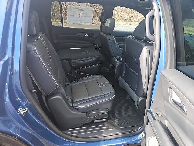 New 2026 Chevrolet Traverse High Country image 29