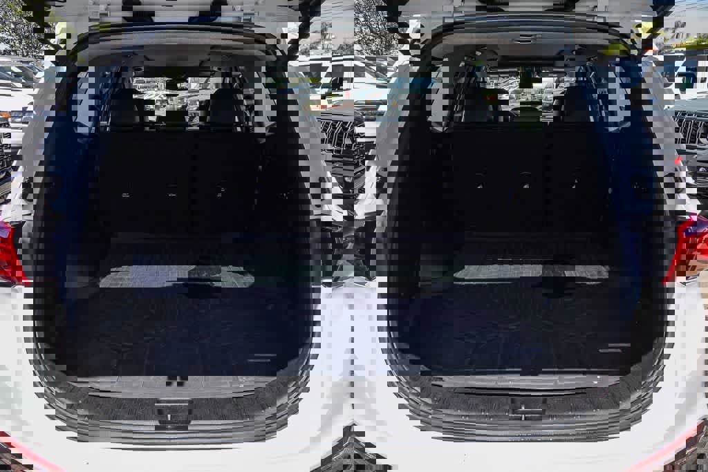 Used 2020 Hyundai Santa Fe Limited image 25