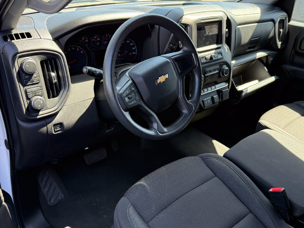 Used 2026 Chevrolet Silverado 1500 Custom w/ Turbomax Blackout Package AWD/4WD image 25