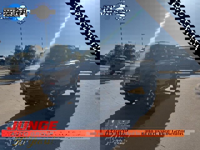 Certified 2024 Ford Bronco Wildtrak image 3