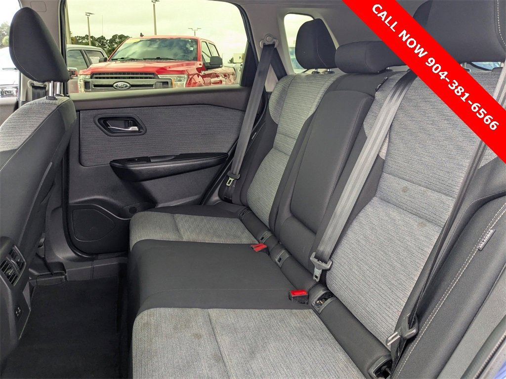 Used 2023 Nissan Rogue SV image 13