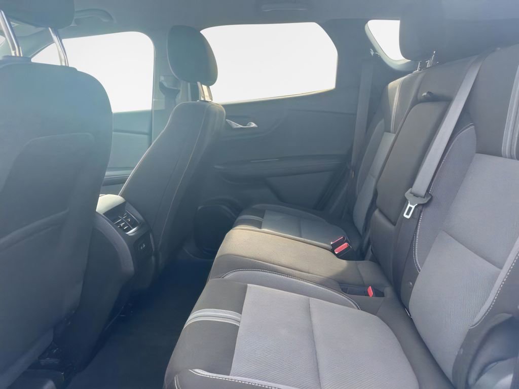 Used 2025 Chevrolet Blazer LT image 18