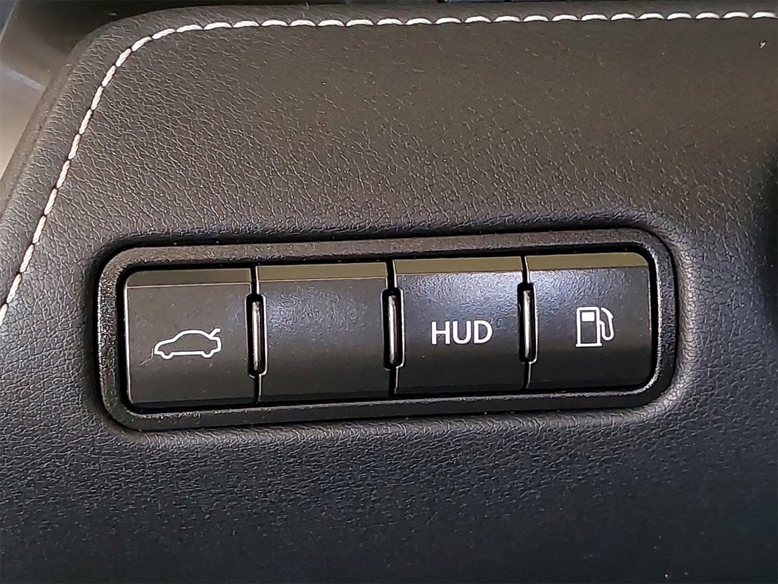 Used 2023 Lexus LC 500 Convertible image 35