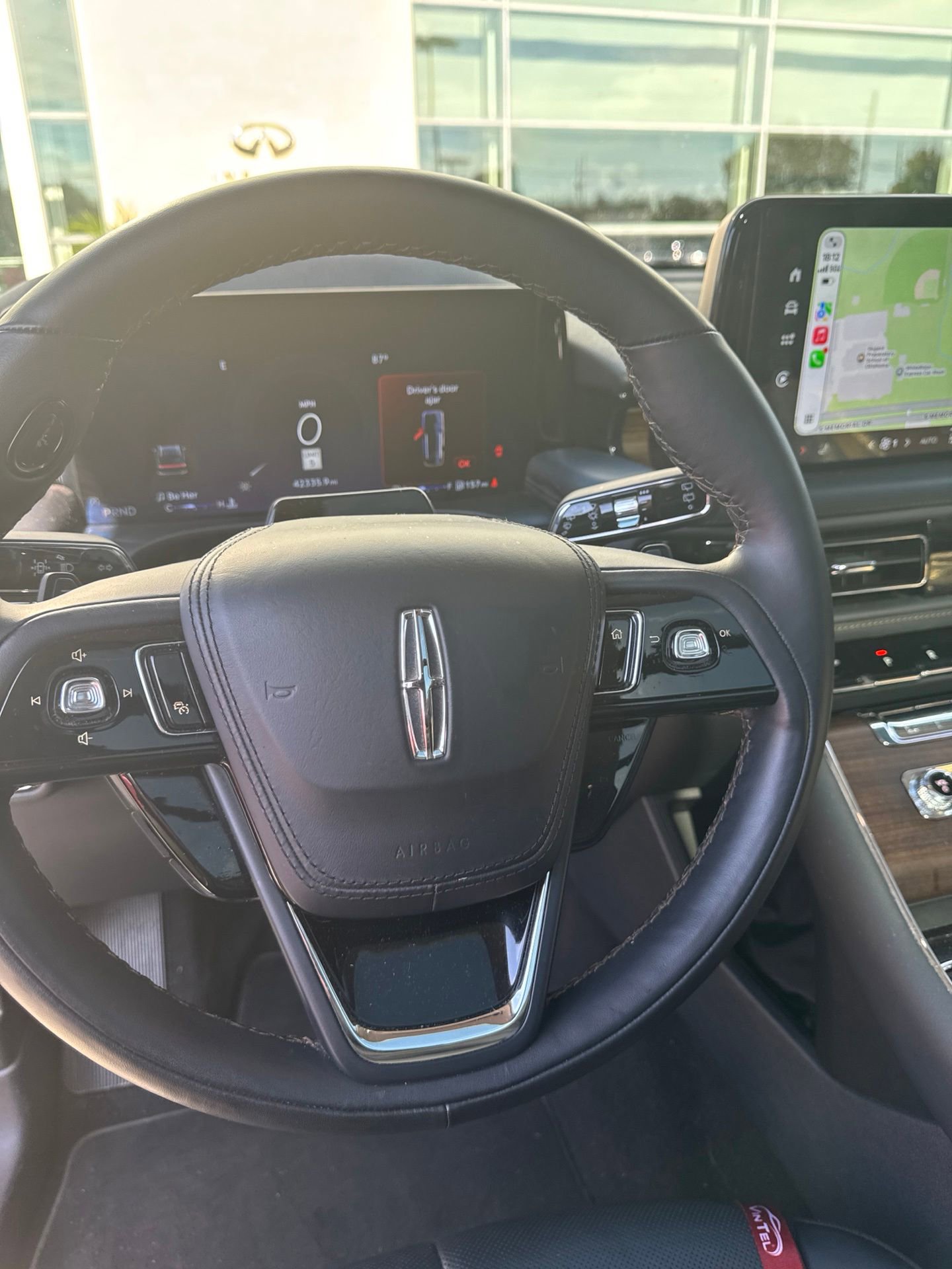 Used 2025 Lincoln Aviator Reserve w/ Illumination Package AWD/4WD image 12