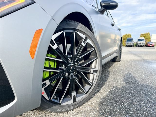 New 2026 Kia K5 GT FWD image 2