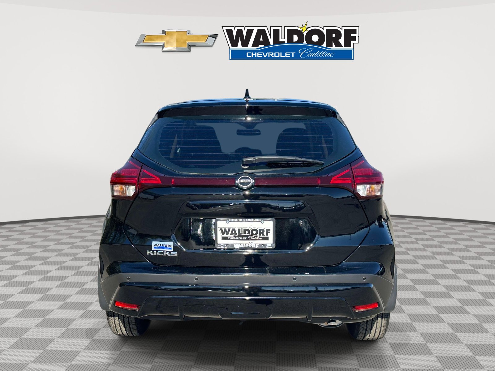 Used 2025 Nissan Kicks Play S image 5