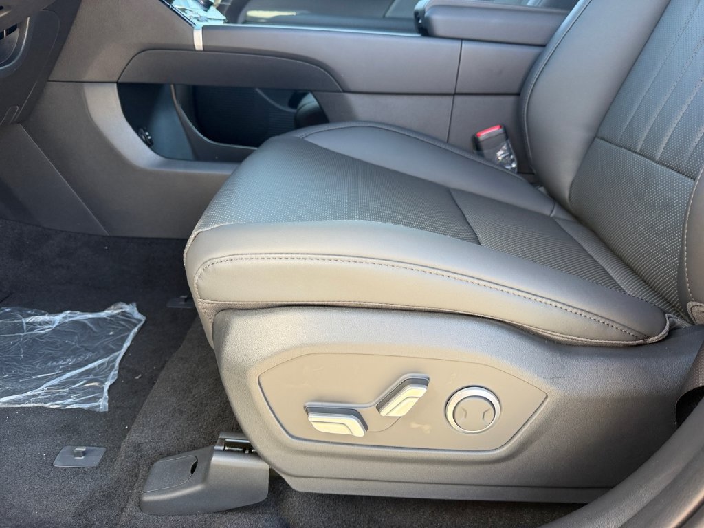 New 2027 Hyundai Santa Fe SEL AWD/4WD image 11