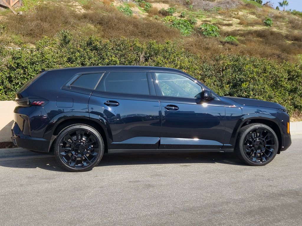 New 2026 BMW XM Label Red image 4