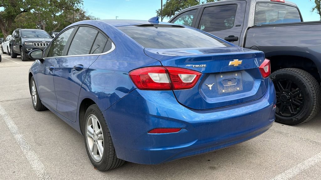 Used 2018 Chevrolet Cruze LT image 6