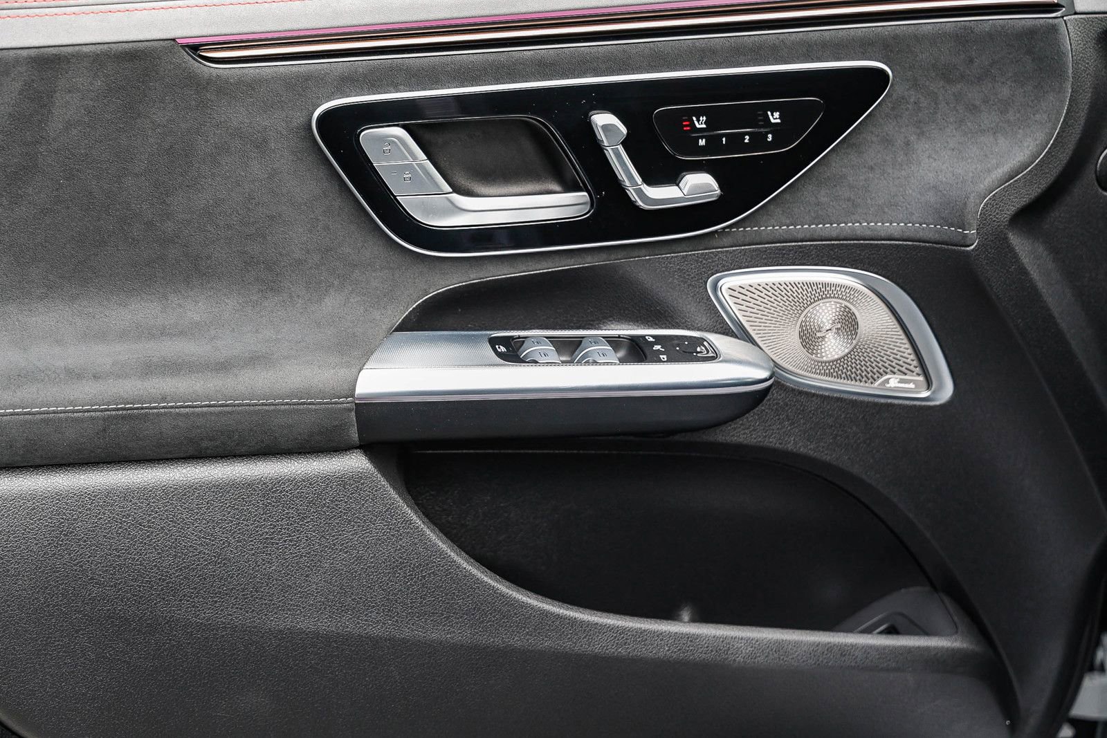 Used 2023 Mercedes-Benz EQE AMG 4MATIC Sedan image 21