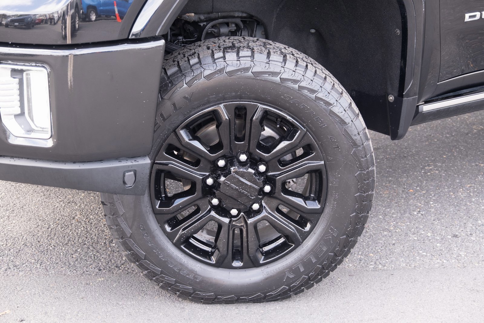 Used 2021 GMC Sierra 3500 Denali w/ Denali Black Diamond Edition image 25