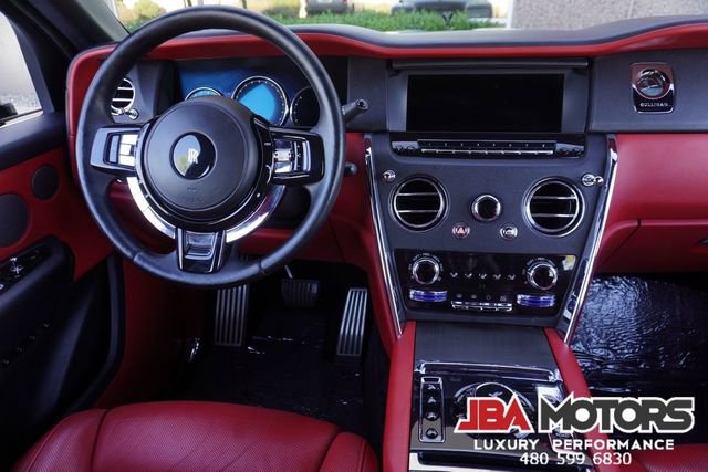 Used 2020 Rolls-Royce Cullinan image 23