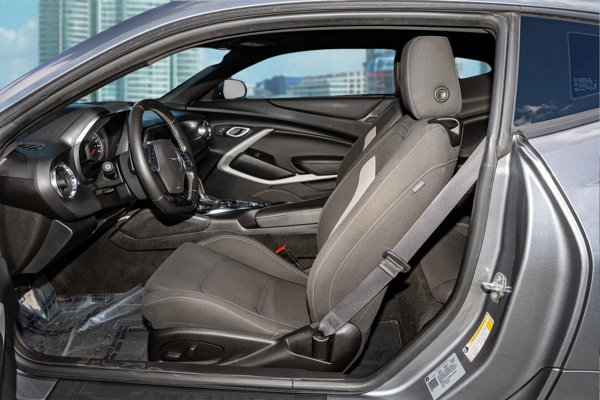 Used 2021 Chevrolet Camaro LT image 13