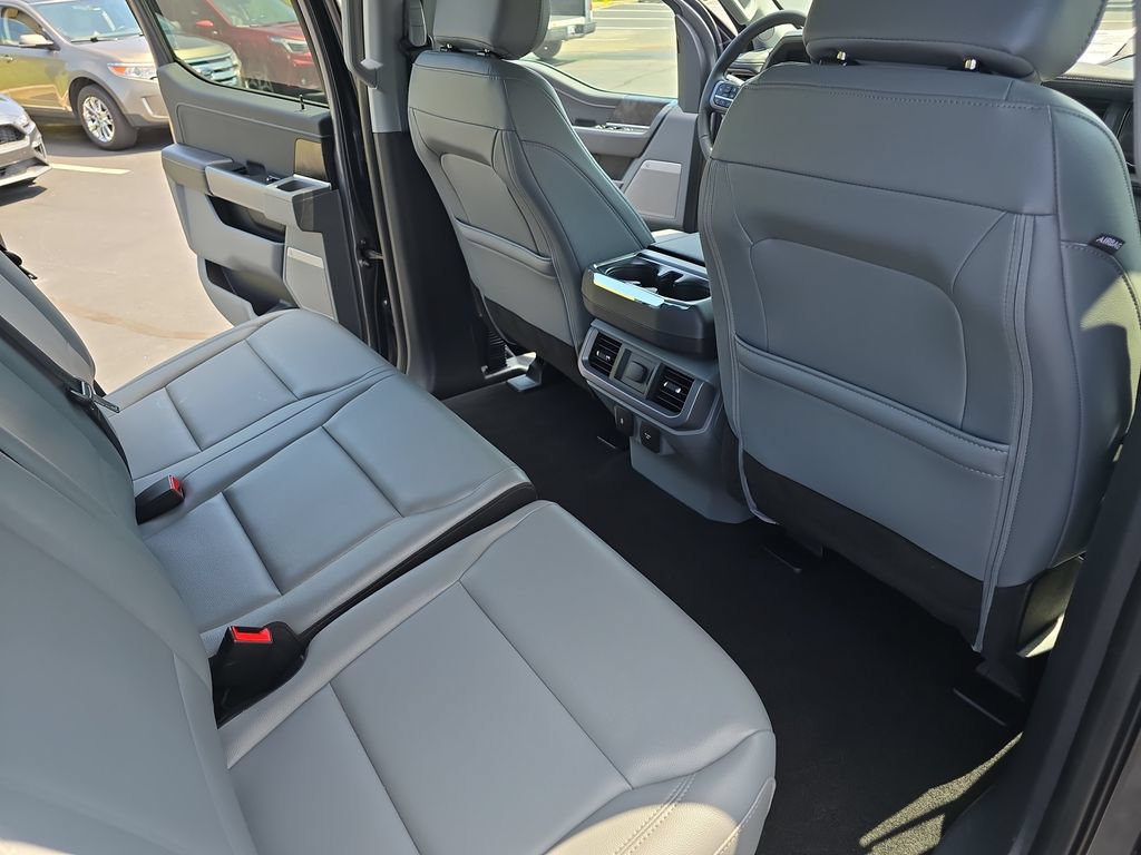 Used 2025 Ford F150 Lightning Flash AWD/4WD image 12