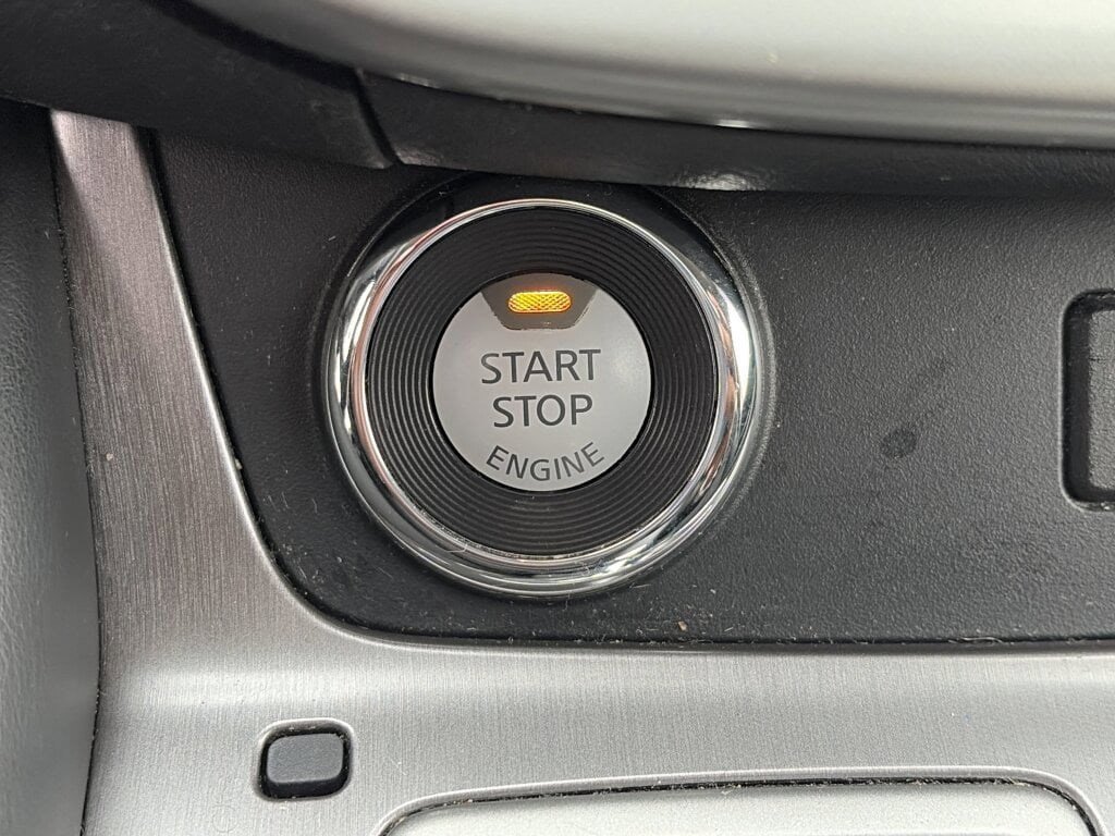 Used 2023 Nissan Murano S image 15