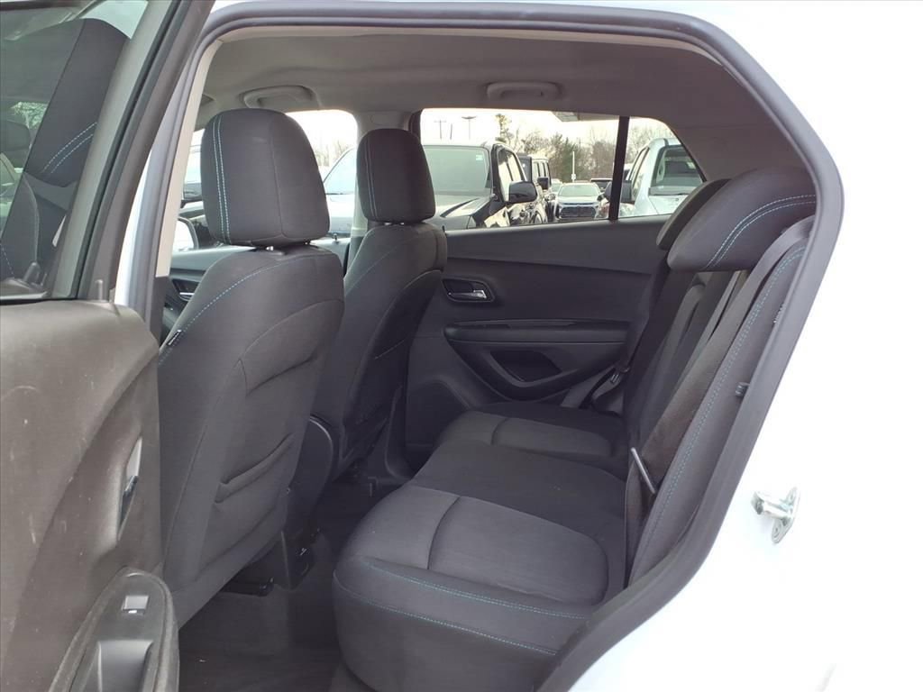 Used 2016 Chevrolet Trax LT image 12