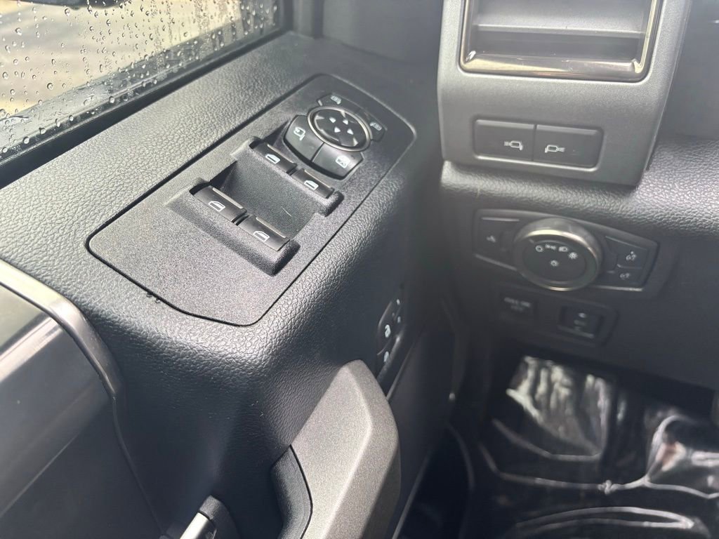 Certified 2020 Ford F150 Raptor w/ Equipment Group 802A Luxury AWD/4WD image 31