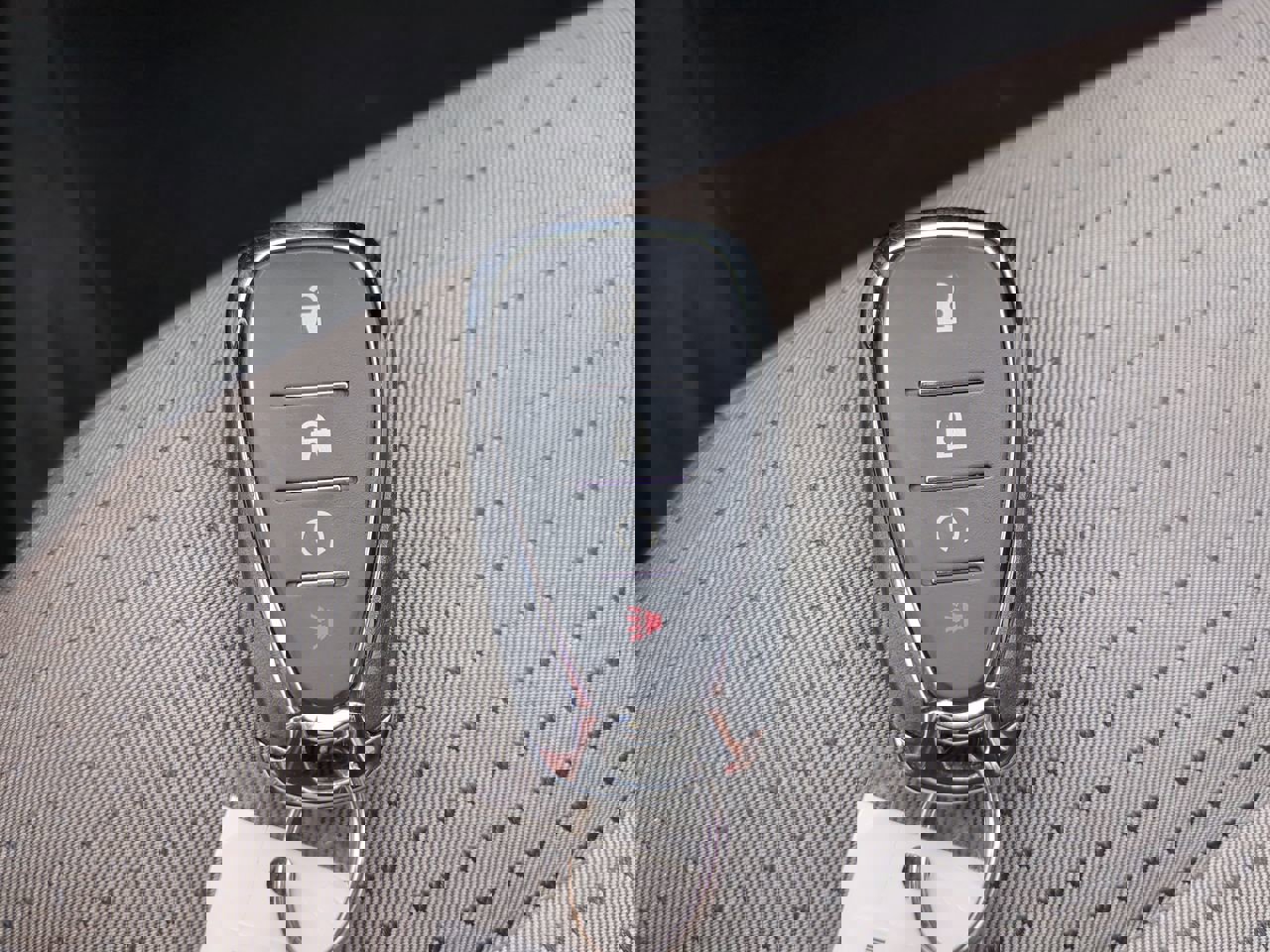 Certified 2025 Chevrolet Trax LT w/ Driver Confidence Package image 28