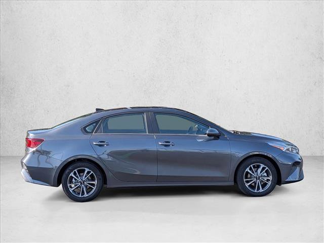 Used 2024 Kia Forte LXS FWD image 4