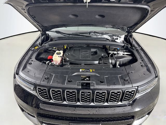 Used 2021 Jeep Grand Cherokee L Summit w/ Luxury Tech Group V image 31