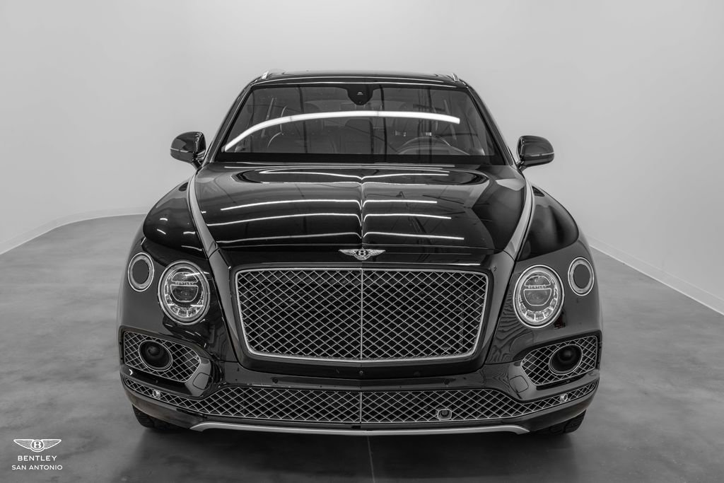 Used 2017 Bentley Bentayga AWD/4WD image 10