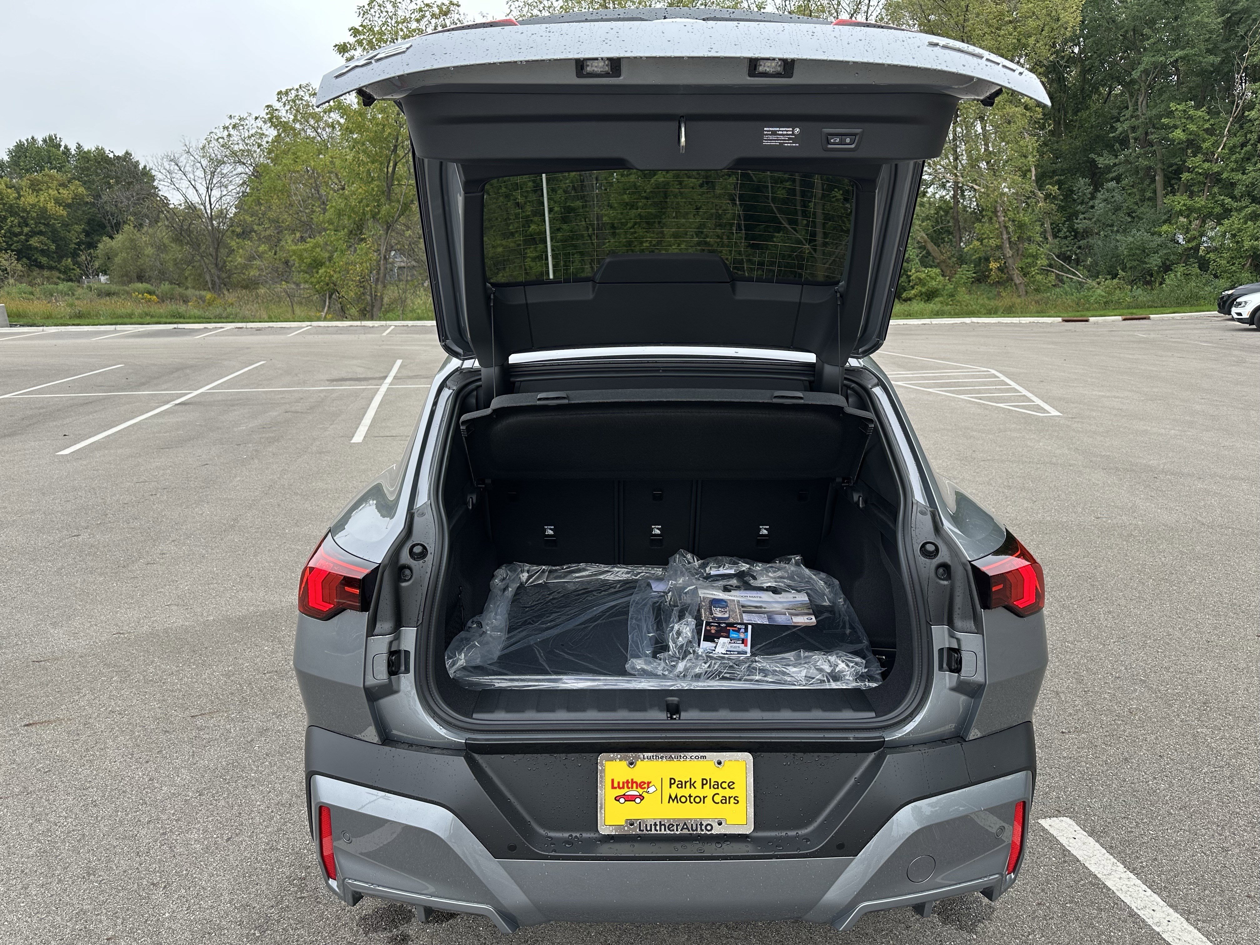 New 2026 BMW X2 xDrive28i w/ Convenience Package image 24