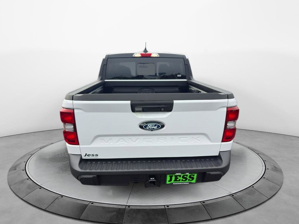 New 2026 Ford Maverick Lariat w/ Black Appearance Package image 4