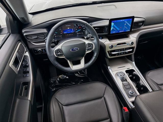 Used 2023 Ford Explorer XLT w/ Equipment Group 202A image 21