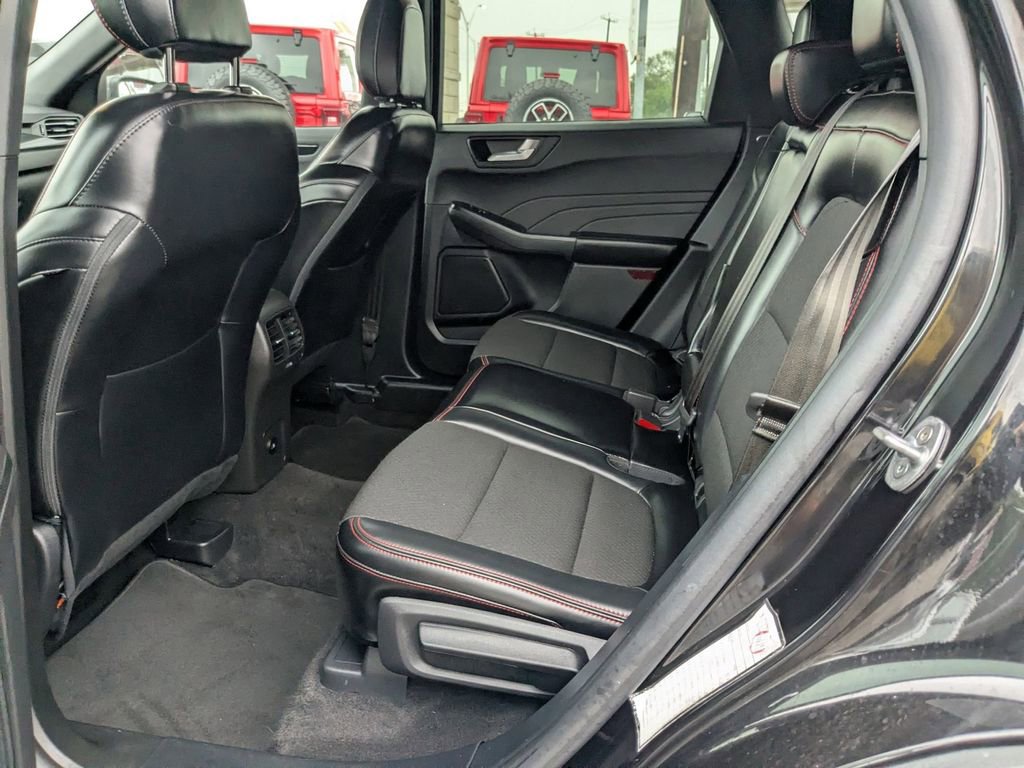 Used 2025 Ford Escape ST-Line AWD/4WD image 22