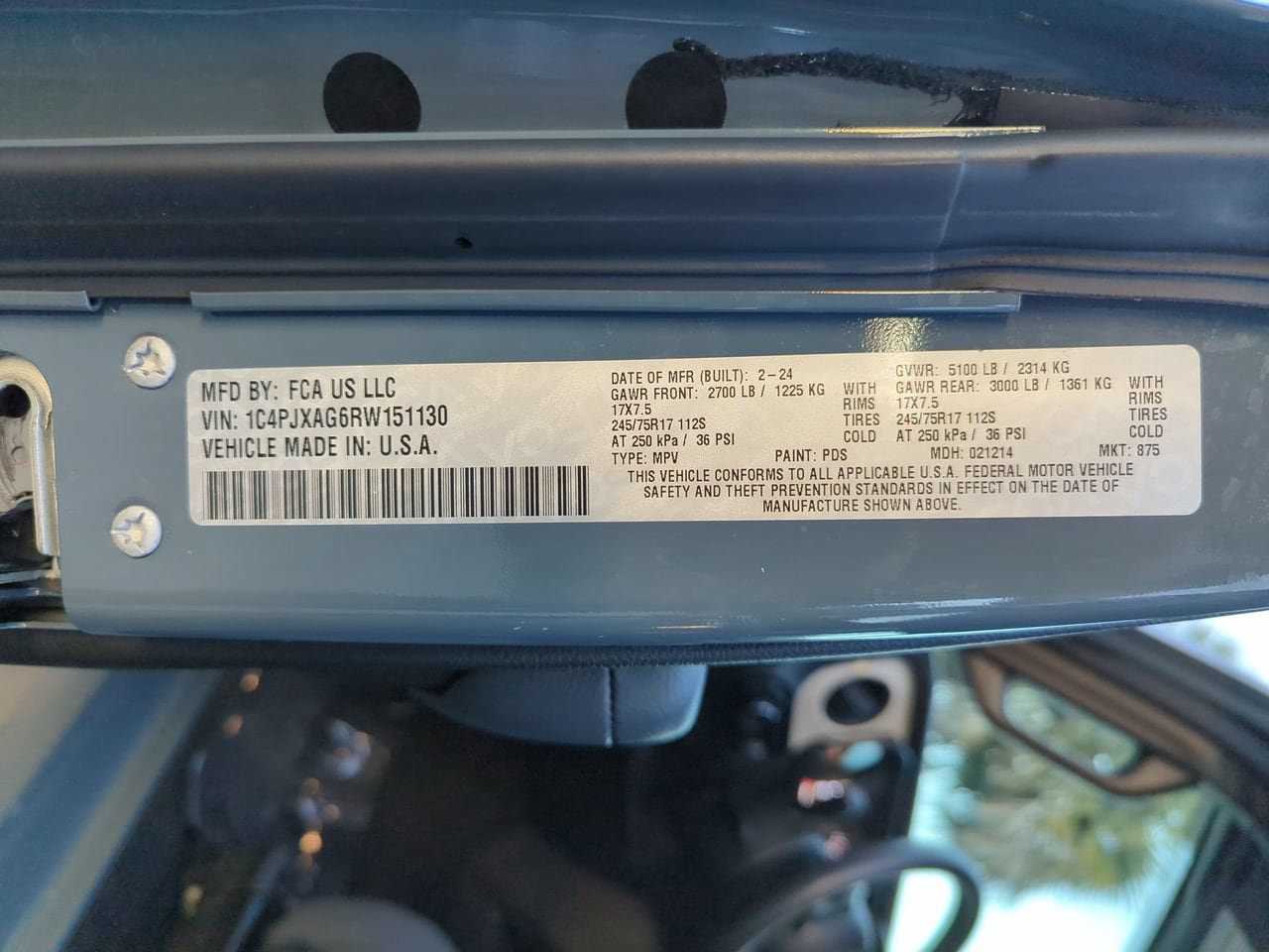 Used 2024 Jeep Wrangler Sport AWD/4WD image 26