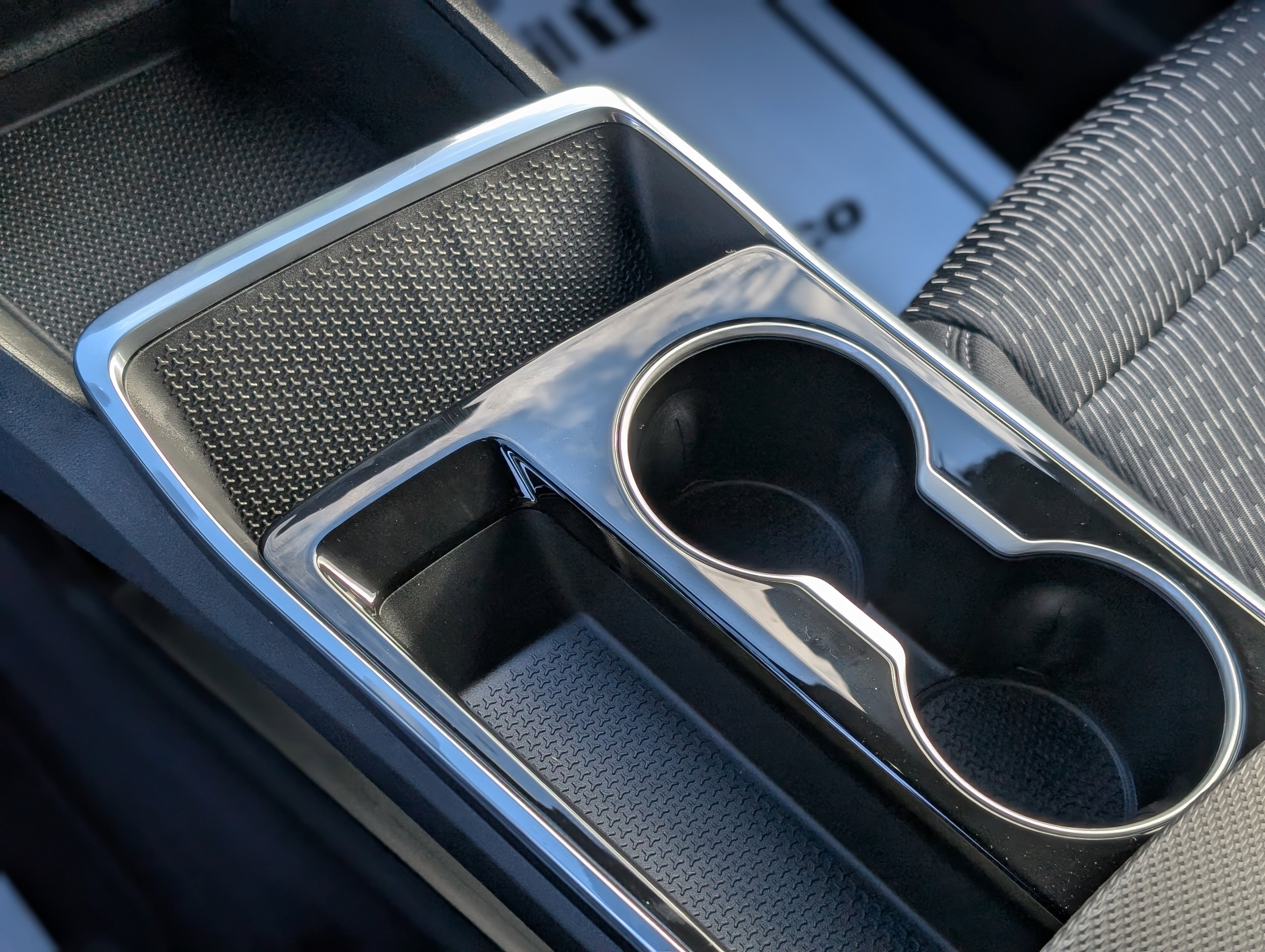 Used 2025 Chevrolet Equinox LT w/ Safety and Technology Package image 25