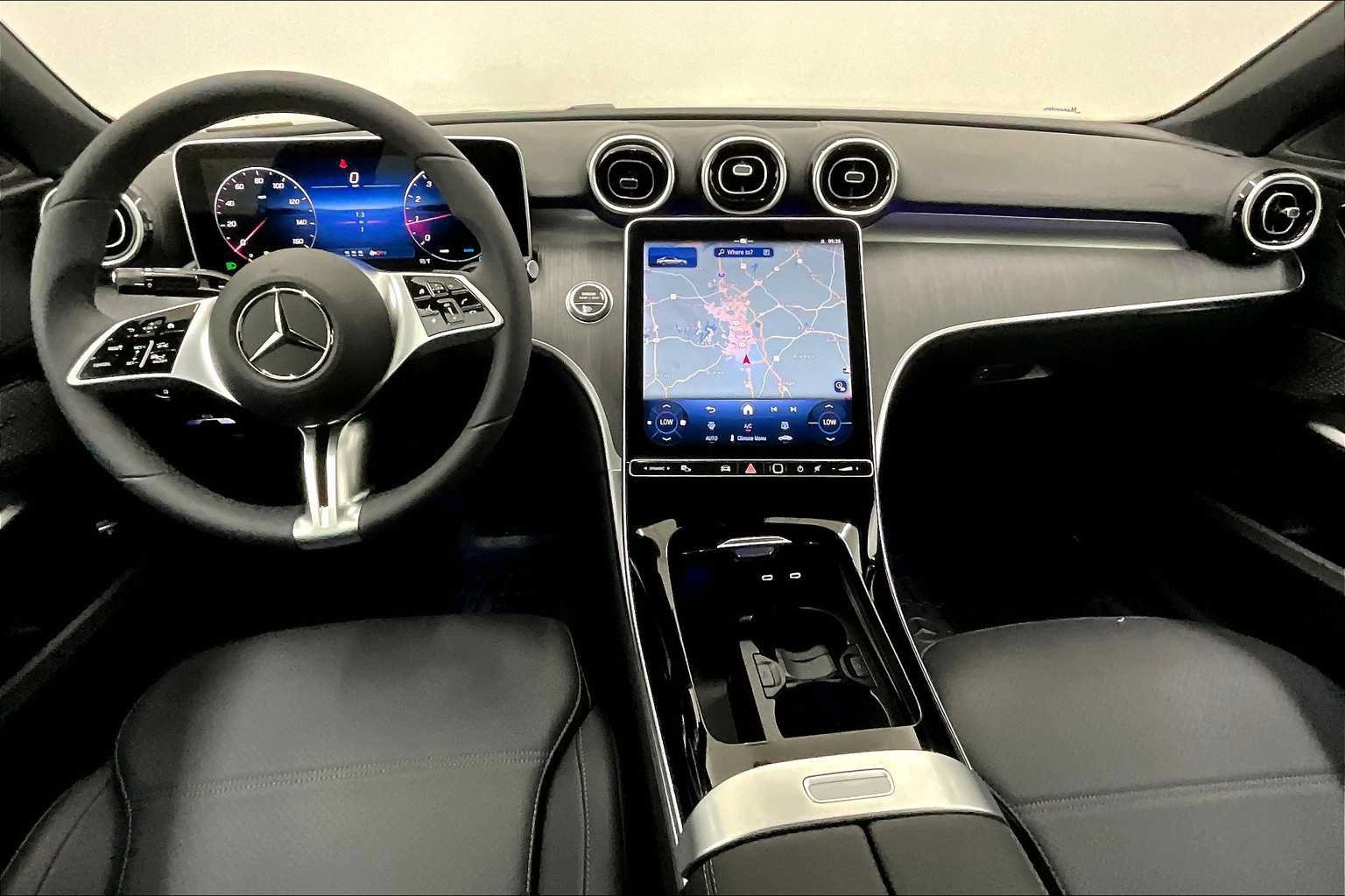 New 2025 Mercedes-Benz C 300 Sedan image 5