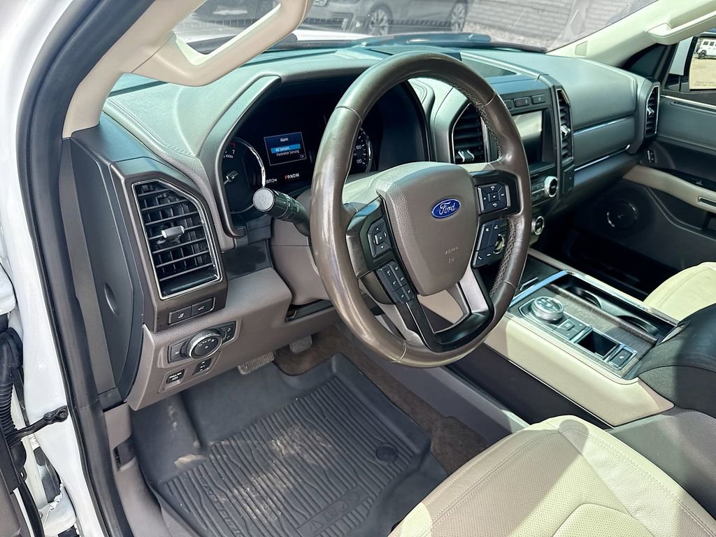 Used 2020 Ford Expedition Limited image 10