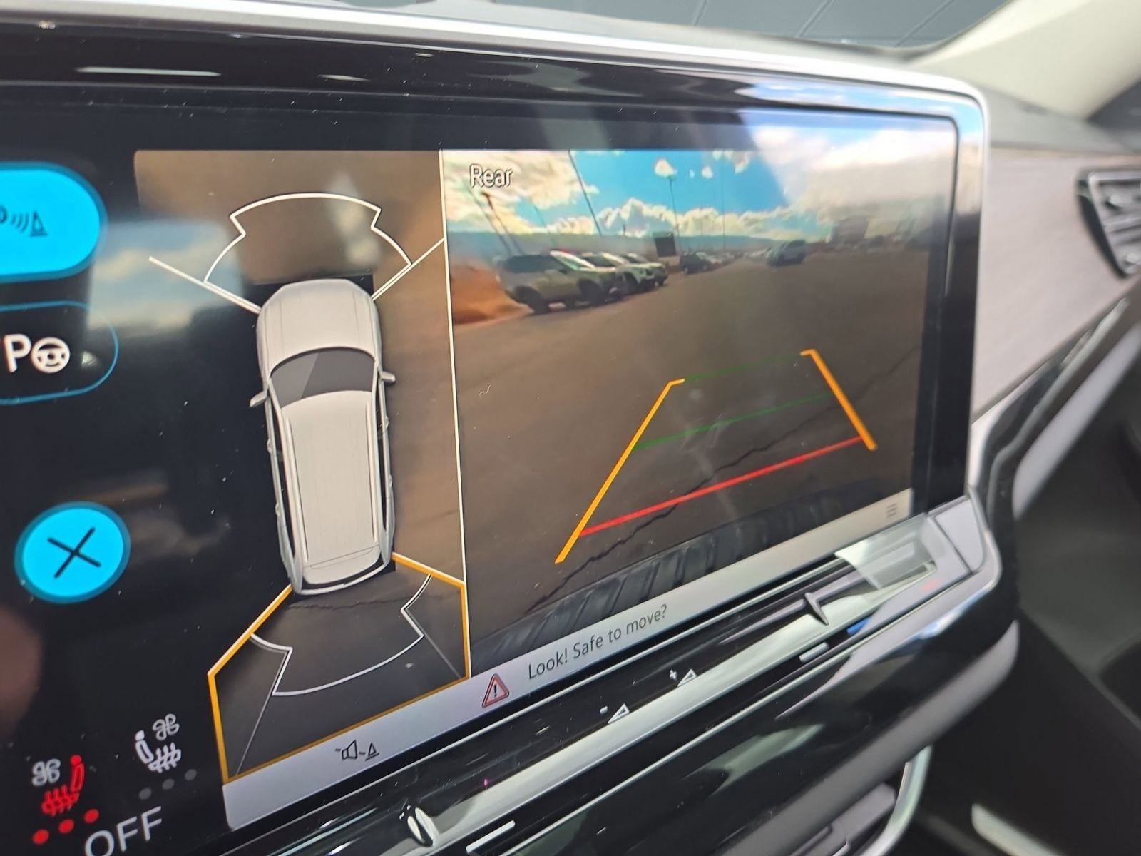 New 2026 Volkswagen Atlas SEL Premium R-Line image 23