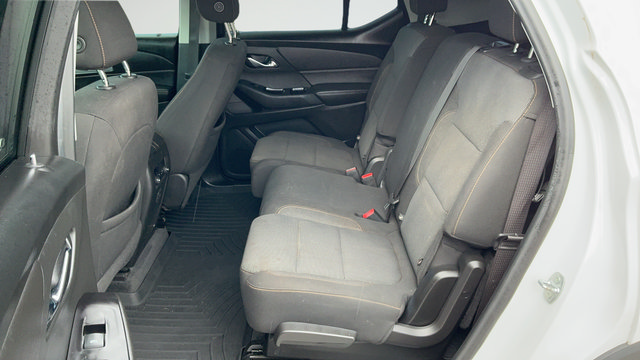 Used 2020 Chevrolet Traverse LS w/ LPO, Blackout Package FWD image 20